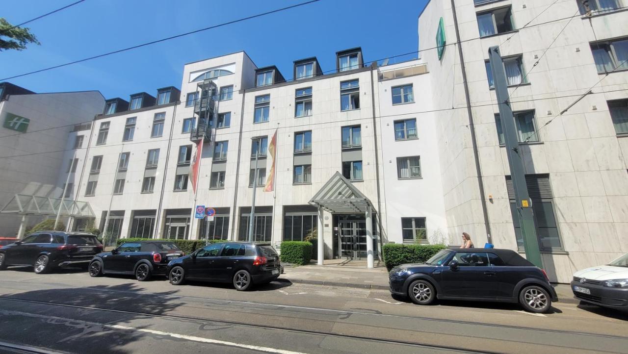Nice Apartment In Modern Center Of Duesseldorf Extérieur photo